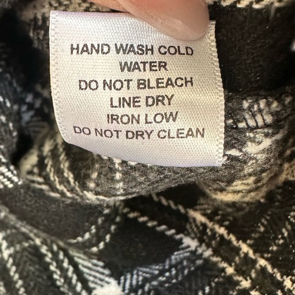 TALULAH Cropped Thick Flannel Black White Medium - Picture 5 of 5